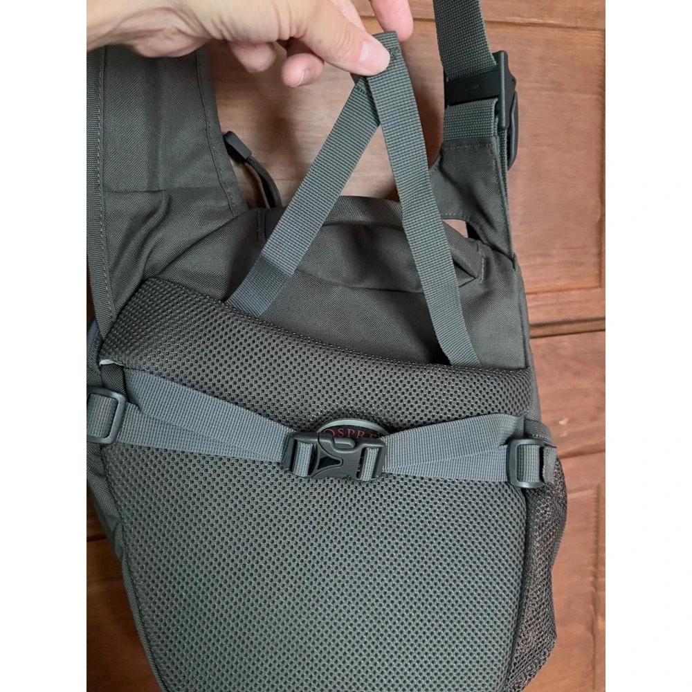 Osprey Veer Sling Bag Red Gray Crossbody Shoulder Backpack Recycled Messenger